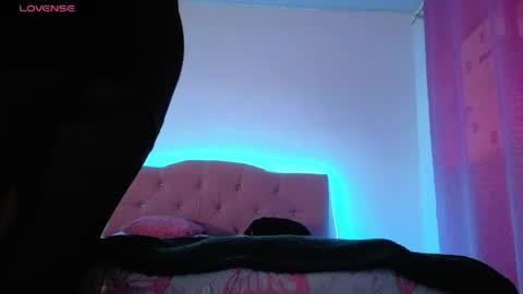 miss natasha online show from April 17, 2026, 1:25 pm