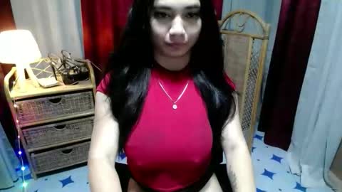 Snapshot of sexy_pussy143 chatting on April 26, 2026, 7:17 am angela online show from April 26, 2026, 7:17 am
