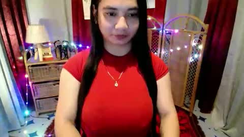 Snapshot of sexy_pussy143 chatting on May 21, 2026, 6:15 pm angela online show from May 21, 2026, 6:15 pm