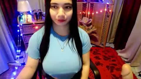 Snapshot of sexy_pussy143 chatting on June 4, 2026, 7:03 am angela online show from June 4, 2026, 7:03 am