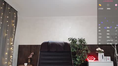 Annie - Your Dream Girl online show from December 4, 2024, 4:54 am