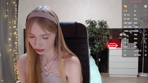 Annie - Your Dream Girl online show from December 4, 2024, 8:45 am