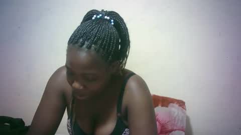 sexy_sandrah online show from December 2, 2025, 9:14 am