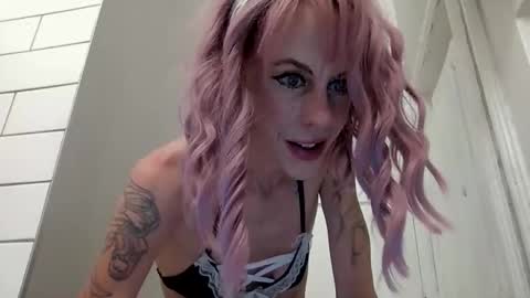 sexy scarlett cinnamon online show from November 18, 2025, 5:45 am