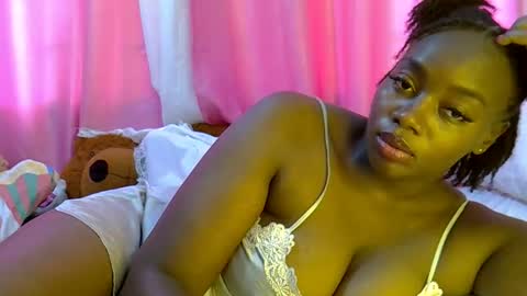 laura online show from April 21, 2026, 7:47 am