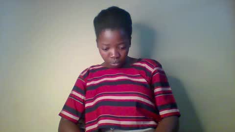 Snapshot of sexy_tiits chatting on November 17, 2025, 3:56 am queen Lerk online show from November 17, 2025, 3:56 am