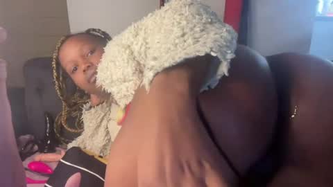 sexyasszeeee online show from July 11, 2026, 8:28 am
