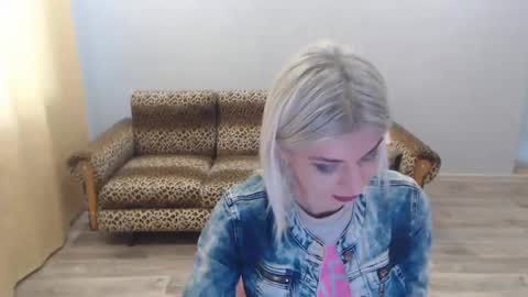 sexybeatriice online show from December 12, 2024, 7:19 am
