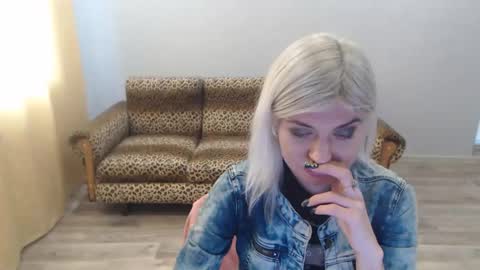 sexybeatriice online show from December 16, 2024, 10:40 am