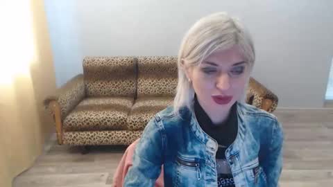 sexybeatriice online show from December 19, 2024, 10:24 am