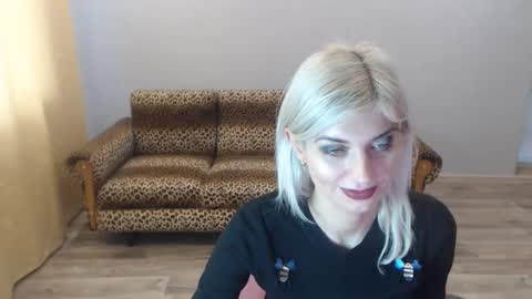 sexybeatriice online show from December 21, 2024, 10:17 am