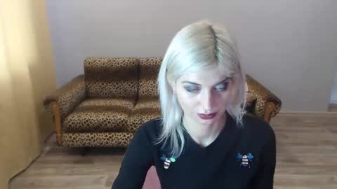 sexybeatriice online show from December 22, 2024, 10:38 am