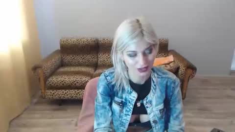 sexybeatriice online show from December 27, 2024, 10:45 am