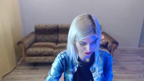 sexybeatriice online show from January 16, 2025, 1:25 pm