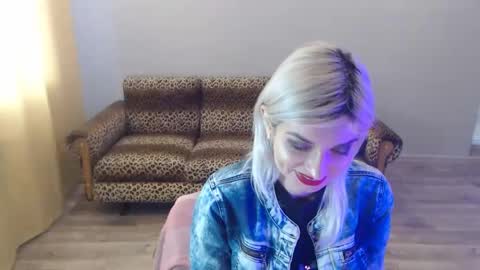 sexybeatriice online show from January 25, 2025, 7:28 am