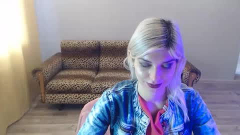 sexybeatriice online show from January 31, 2025, 10:10 am