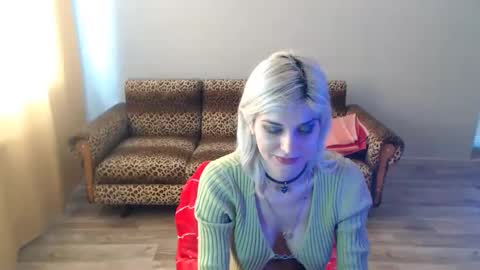 sexybeatriice online show from March 8, 2025, 10:11 am