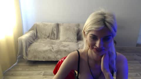 Snapshot of sexybeatriice chatting on June 16, 2026, 6:27 am sexybeatriice online show from June 16, 2026, 6:27 am