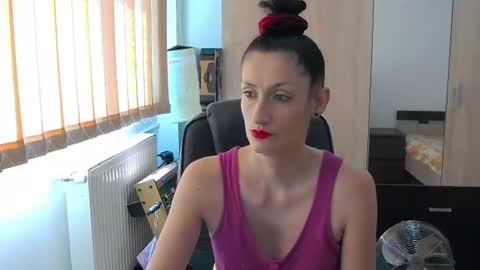 SexyBea online show from July 12, 2026, 9:11 am