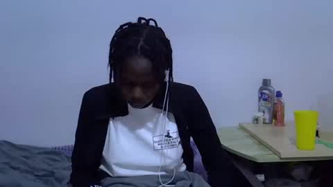 Snapshot of sexybeiby1 chatting on April 4, 2026, 4:22 am sexybeiby1 online show from April 4, 2026, 4:22 am