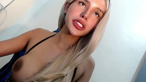 Seraphina Blaze online show from February 15, 2025, 8:44 am