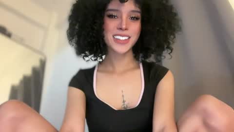 Seraphina Blaze online show from June 19, 2026, 11:47 am