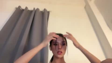 Seraphina Blaze online show from July 17, 2026, 4:41 am