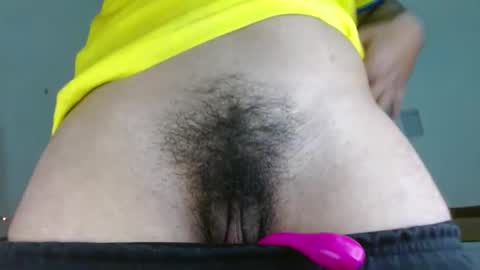 Iker online show from October 8, 2025, 5:43 pm