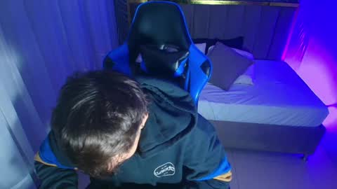 owen sky online show from October 8, 2025, 12:14 pm