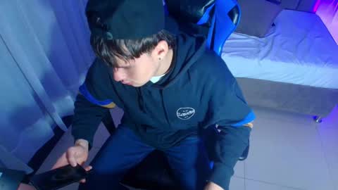 owen sky online show from October 15, 2025, 1:22 pm