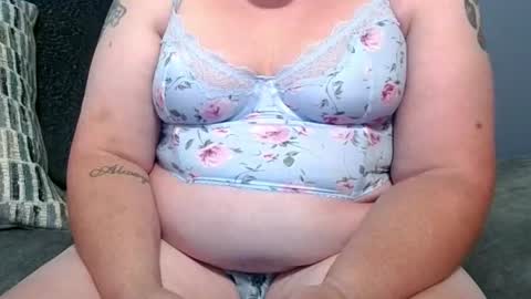 Snapshot of sexybri1674 chatting on June 19, 2026, 12:48 am sexybri1674 online show from June 19, 2026, 12:48 am