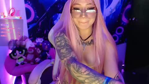 Snapshot of sexycarriie chatting on July 7, 2026, 2:25 am Carrie online show from July 7, 2026, 2:25 am