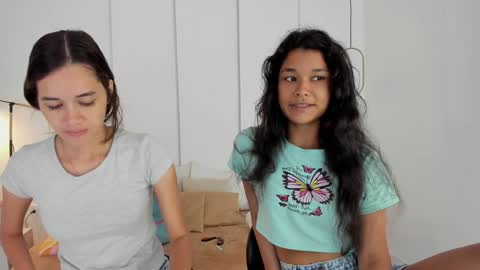 chanell and yina online show from December 6, 2024, 12:49 pm