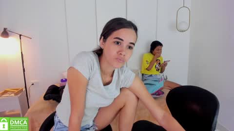 chanell and yina online show from December 28, 2024, 3:48 pm