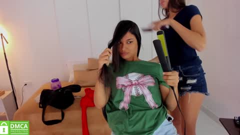 chanell and yina online show from December 30, 2024, 3:46 pm