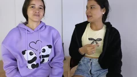 chanell and yina online show from April 6, 2026, 1:23 pm