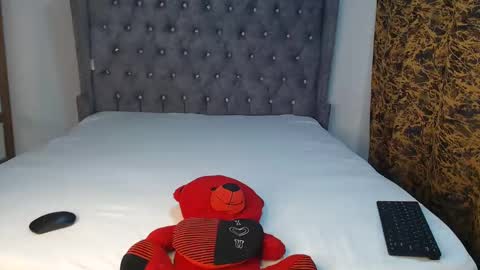 Snapshot of sexychocco_ chatting on January 17, 2025, 8:02 am sexychocco online show from January 17, 2025, 8:02 am