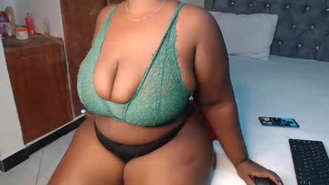 Snapshot of sexychocco_ chatting on January 25, 2025, 7:49 pm sexychocco online show from January 25, 2025, 7:49 pm