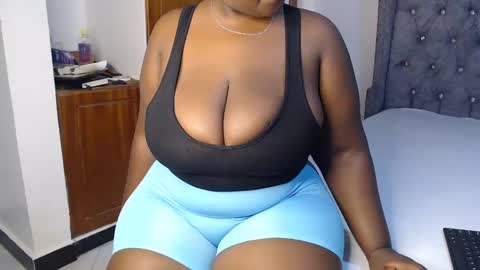 Snapshot of sexychocco_ chatting on February 27, 2025, 11:20 am sexychocco online show from February 27, 2025, 11:20 am