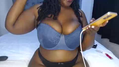 Snapshot of sexychocco_ chatting on September 16, 2025, 7:09 am sexychocco online show from September 16, 2025, 7:09 am