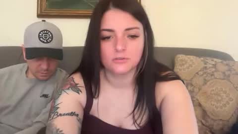 Snapshot of sexycouple41110 chatting on March 4, 2026, 4:02 pm sexycouple41110 online show from March 4, 2026, 4:02 pm