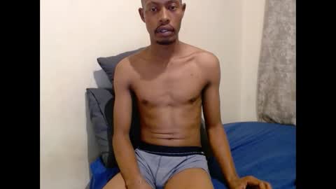 sexycouplexx01 online show from February 20, 2026, 5:24 pm