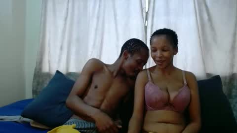 Snapshot of sexycouplexx01 chatting on May 7, 2026, 7:58 am sexycouplexx01 online show from May 7, 2026, 7:58 am