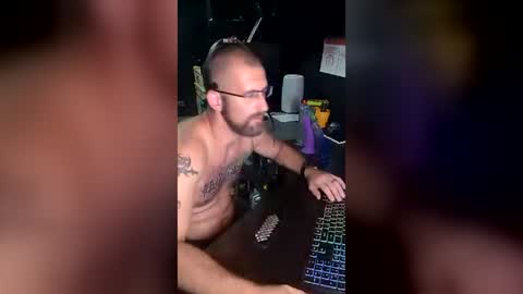 Snapshot of sexydaddy115851 chatting on June 12, 2026, 3:33 pm Jasyn online show from June 12, 2026, 3:33 pm