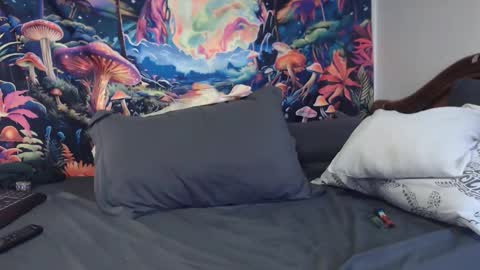 Mike online show from November 25, 2025, 9:48 pm