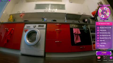 Snapshot of sexydea chatting on February 11, 2026, 12:21 pm XDA online show from February 11, 2026, 12:21 pm