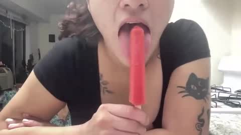 sexydomfarah online show from September 23, 2025, 12:24 am