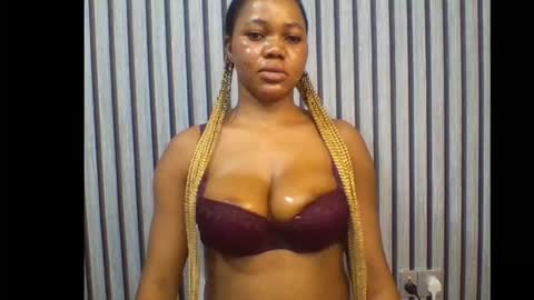 Snapshot of sexyeye368293 chatting on November 4, 2025, 1:05 am sexyeye368293 online show from November 4, 2025, 1:05 am