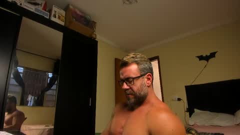 Snapshot of sexyflightz chatting on May 6, 2026, 6:02 pm chris online show from May 6, 2026, 6:02 pm