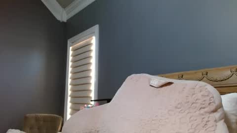 LisaisLuscious online show from January 16, 2025, 1:47 pm